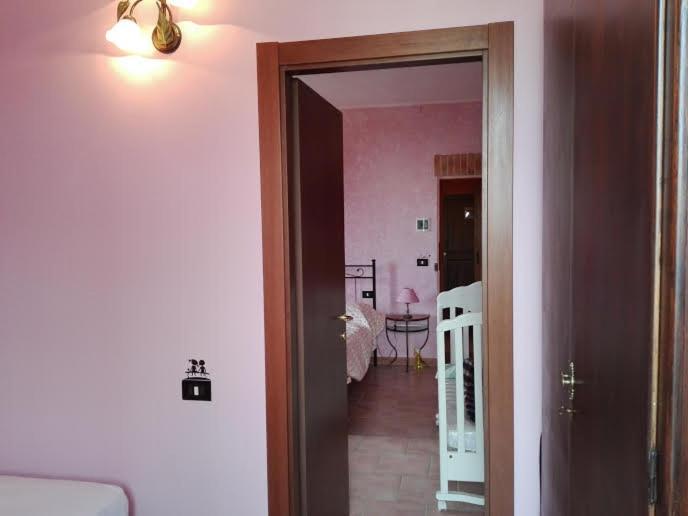 לינה וארוחת בוקר Vaglio Serra A Casa Di Anna מראה חיצוני תמונה